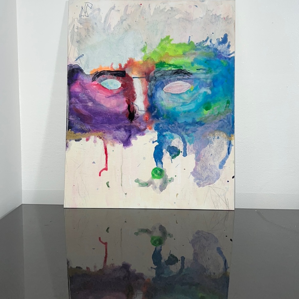 Vibrant colours, mysterious eyes. Where are you looking next?!